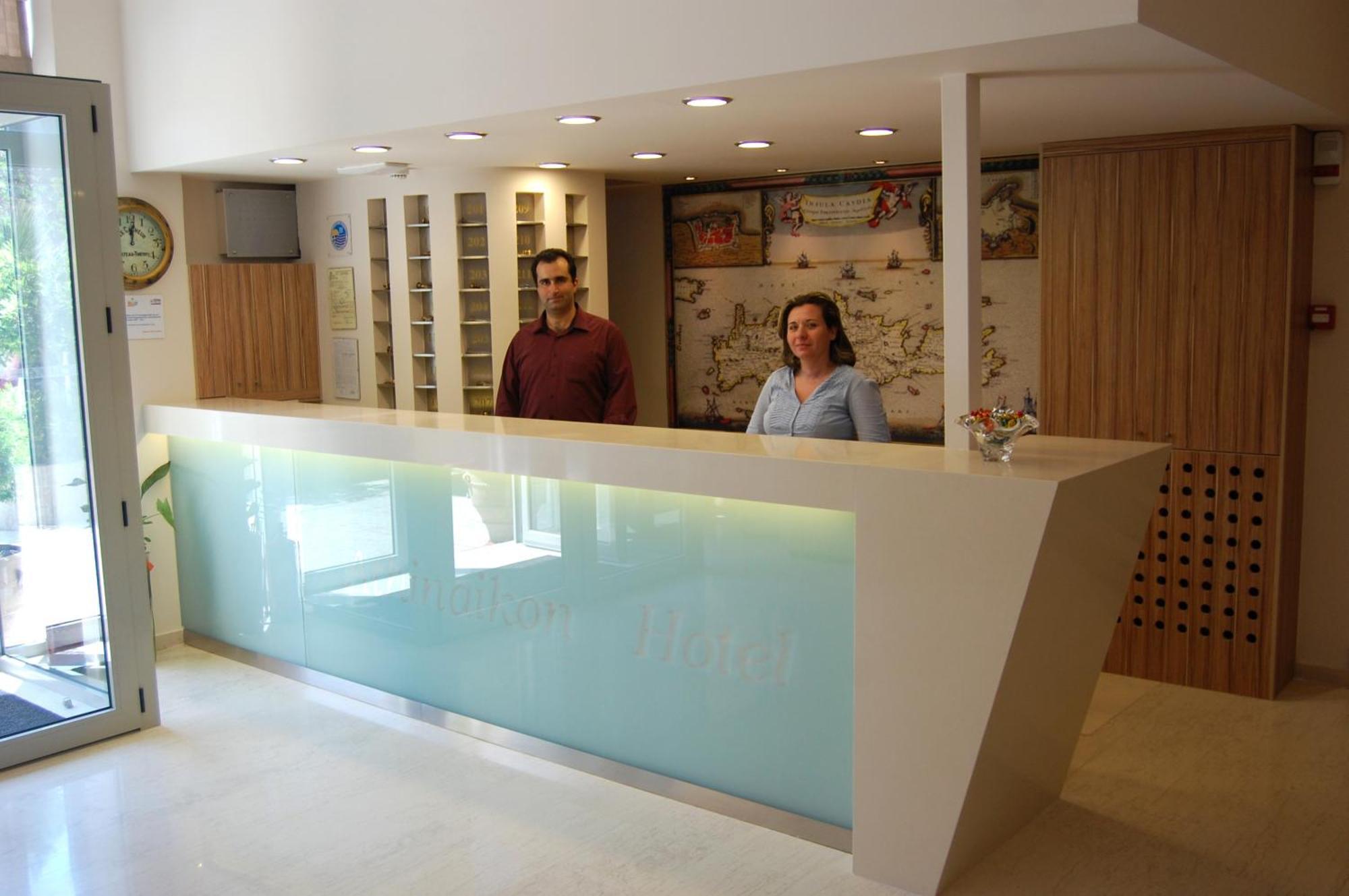 Athinaiko Hotel Heraklion  Exterior photo