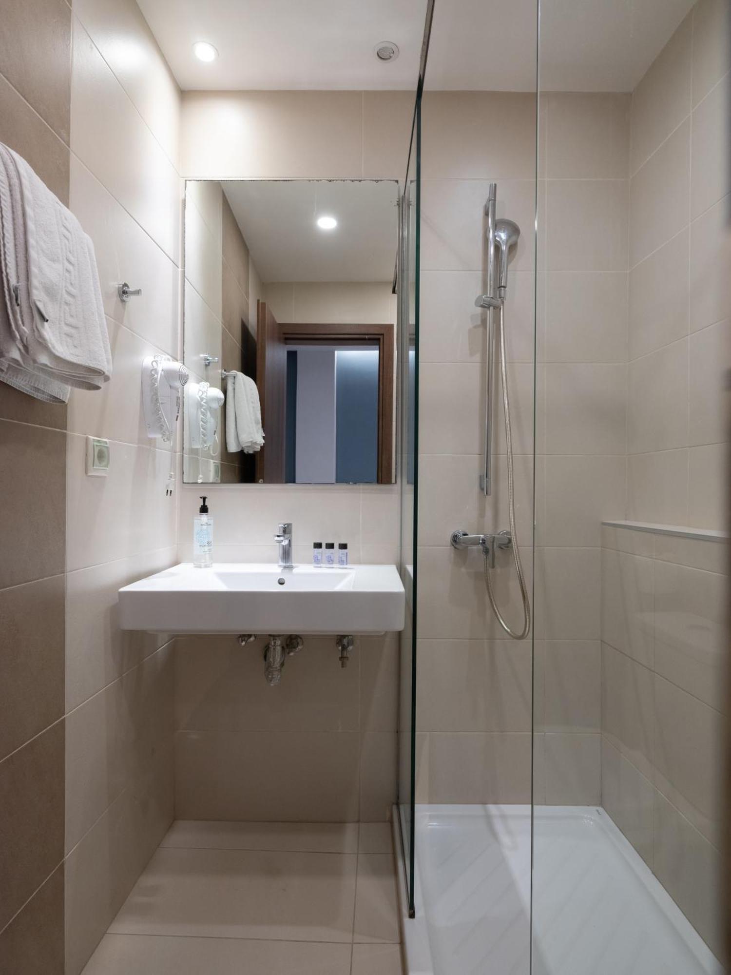 Athinaiko Hotel Heraklion  Exterior photo